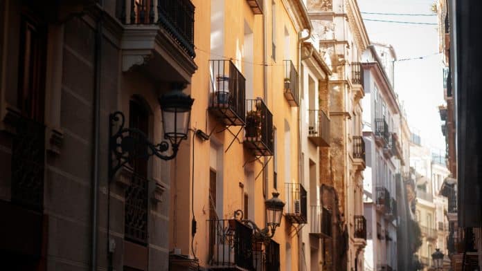 Frais d'achat immobilier neuf ou ancien : quelles différences ?